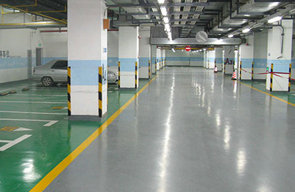 停車場環(huán)氧地坪施工采用地坪漆有哪些優(yōu)點？